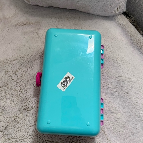 Barbie Pink and Teal Caboodles Portable Makeup Case - Picture 9 of 9